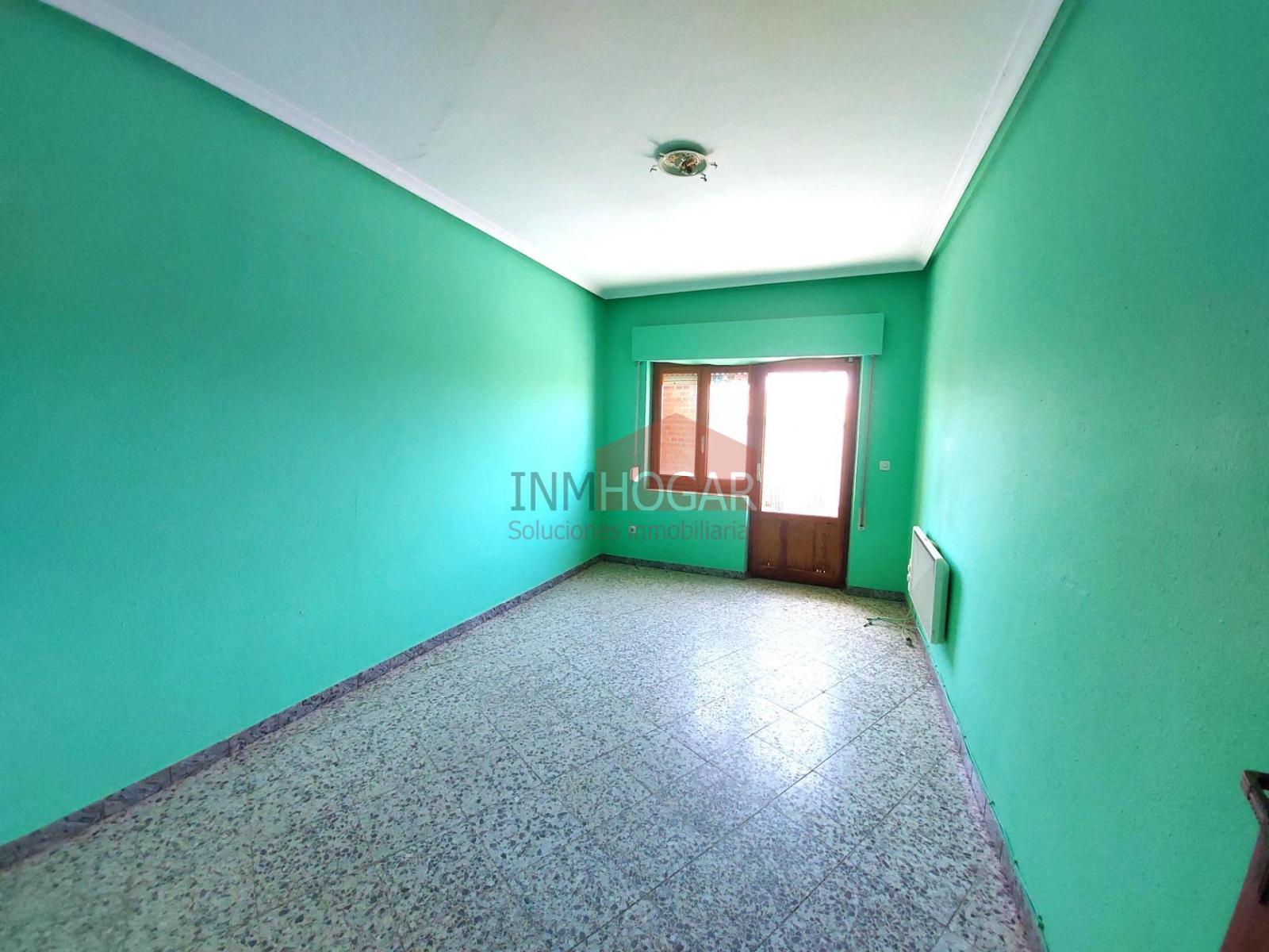 Rural House for Sale in Palacios de Goda