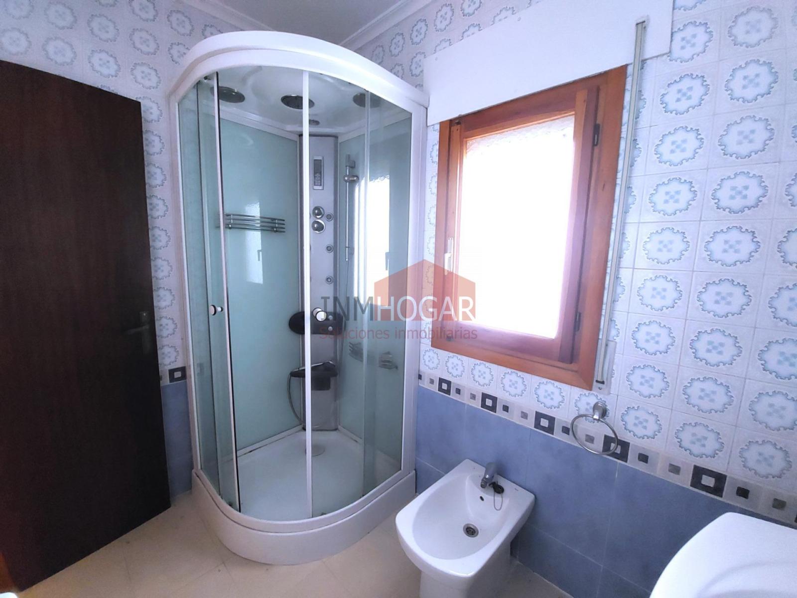 Rural House for Sale in Palacios de Goda