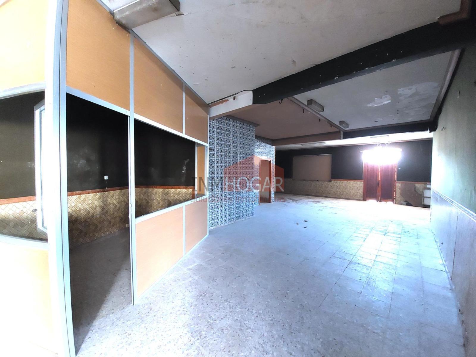 Rural House for Sale in Palacios de Goda