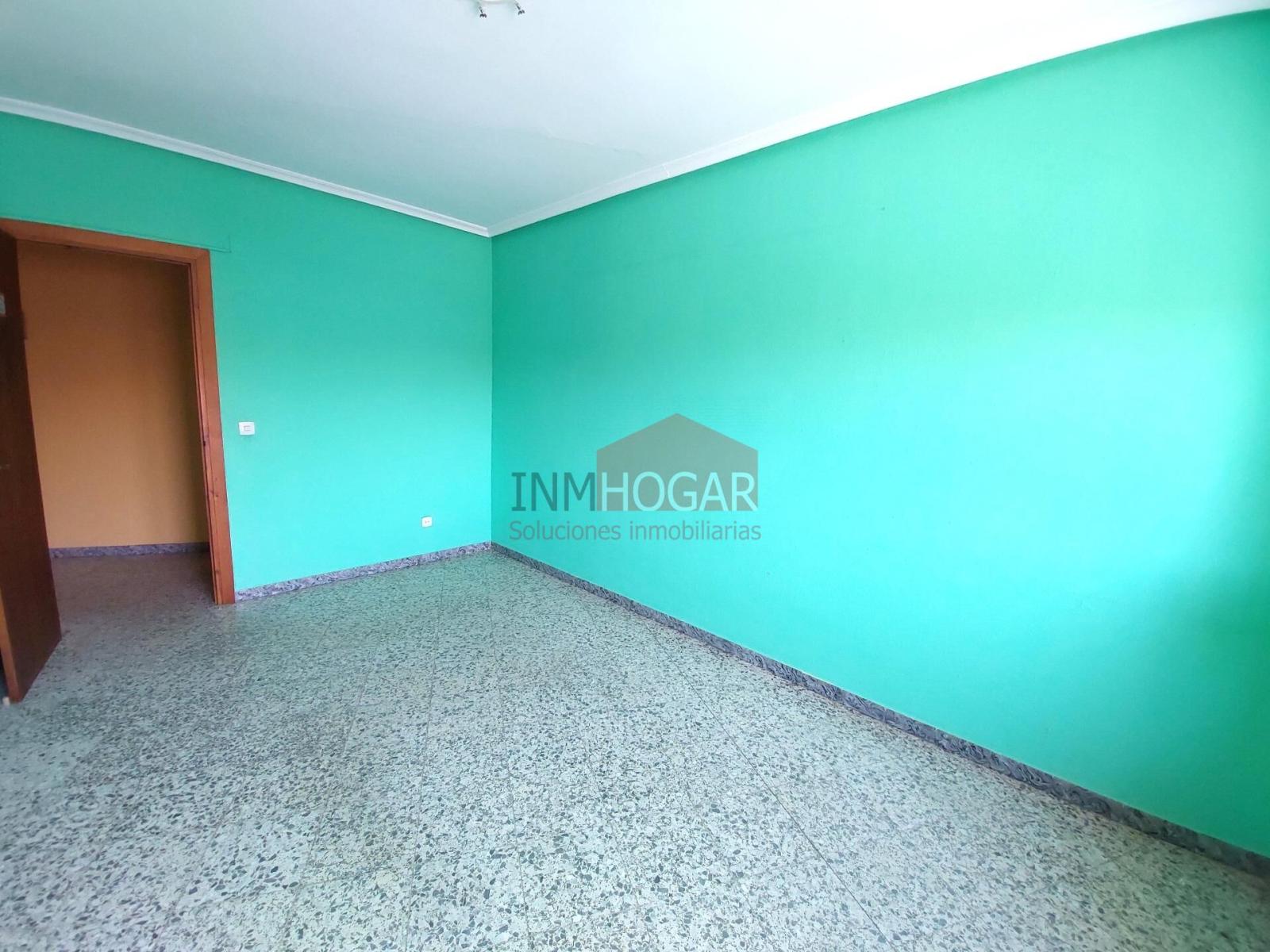 Rural House for Sale in Palacios de Goda