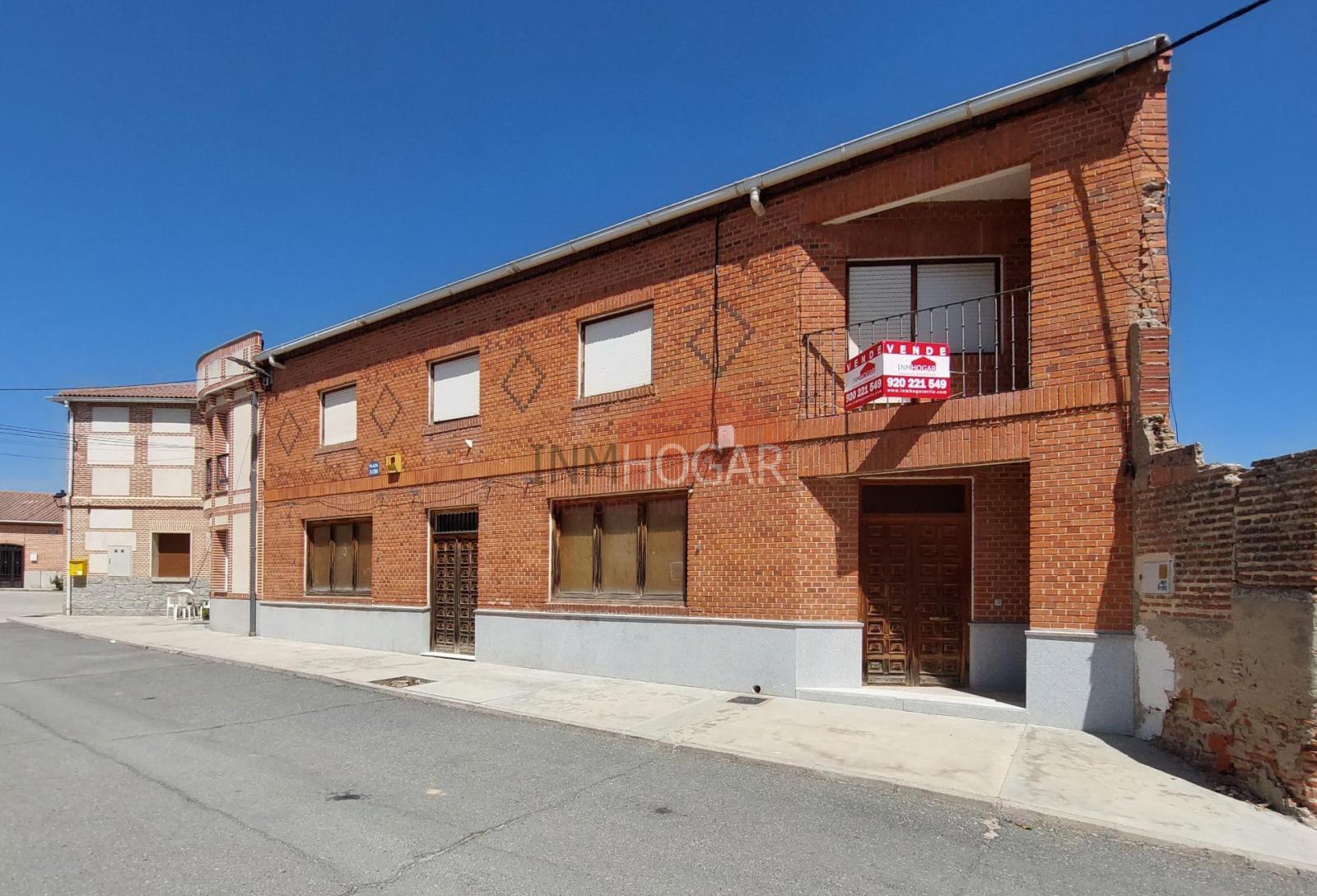 Rural House for Sale in Palacios de Goda