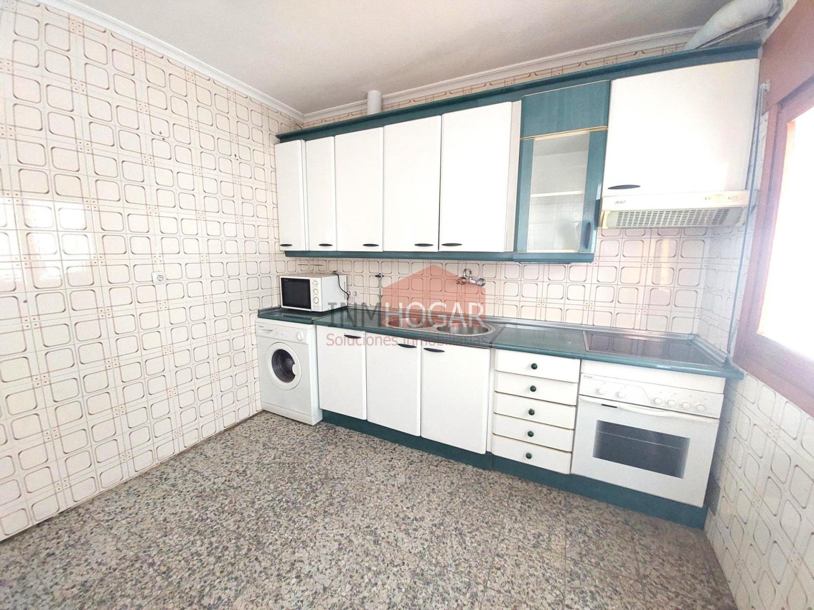 Rural House for Sale in Palacios de Goda