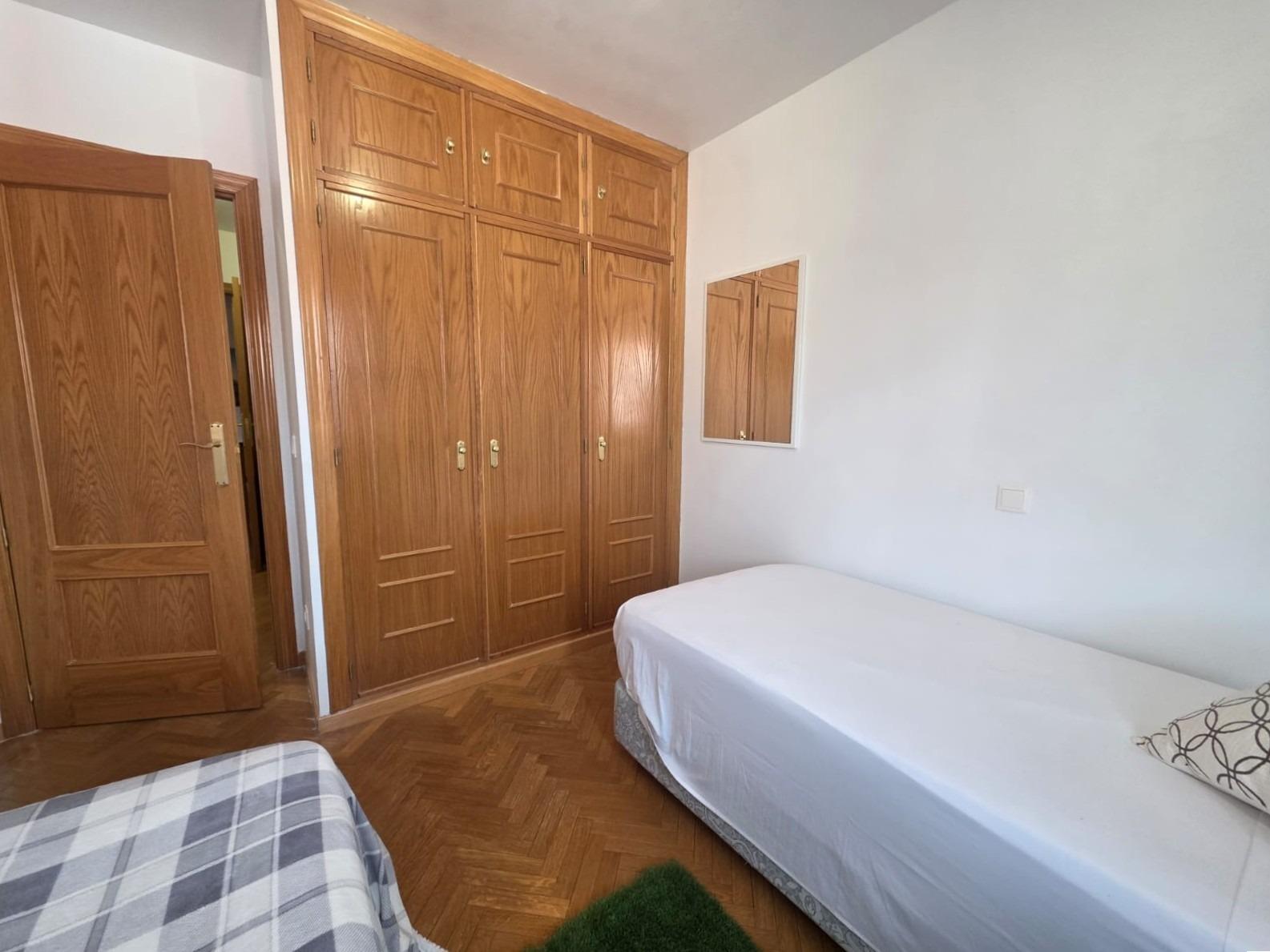 Flat for Rent in Ávila