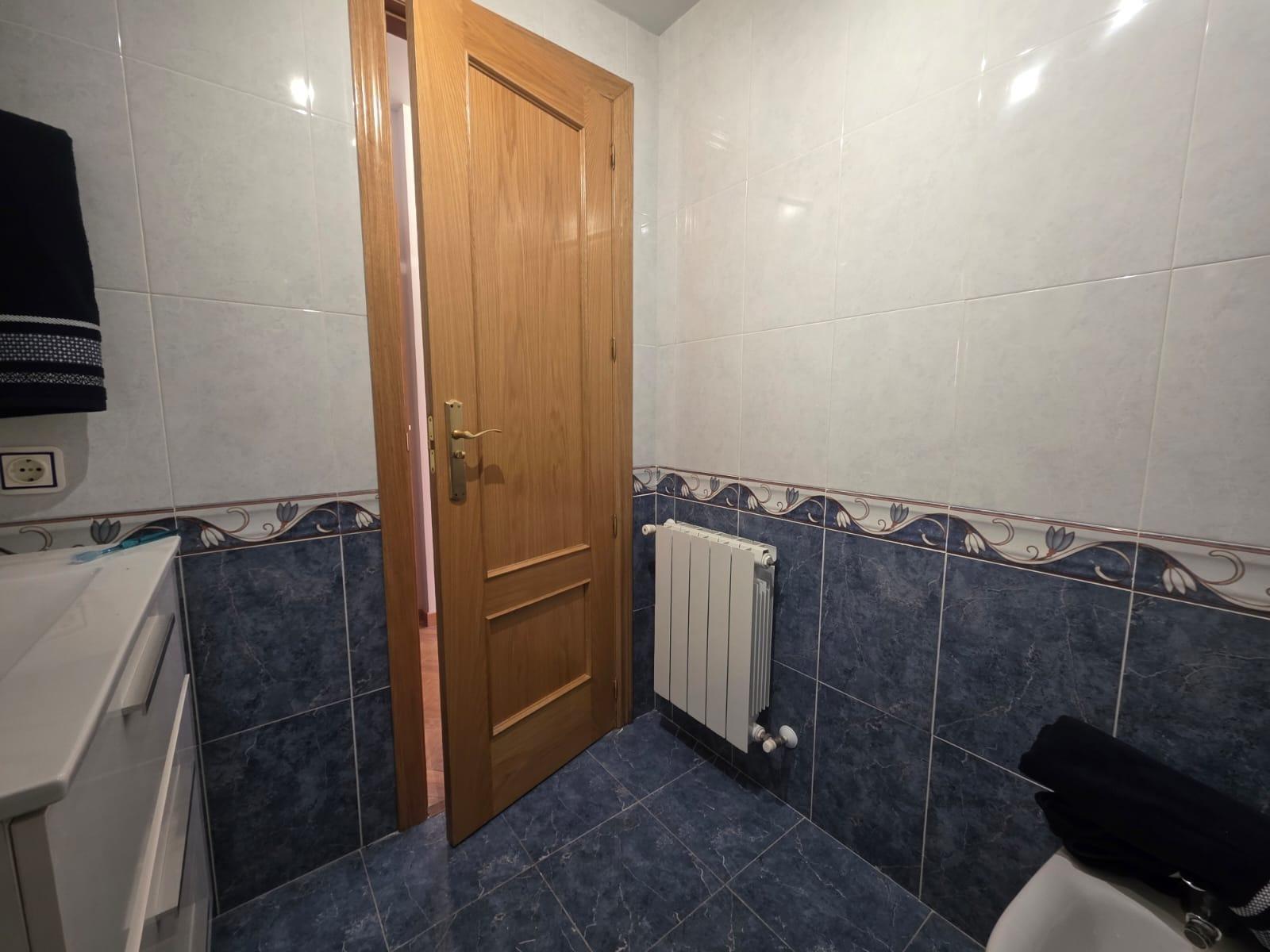 Flat for Rent in Ávila