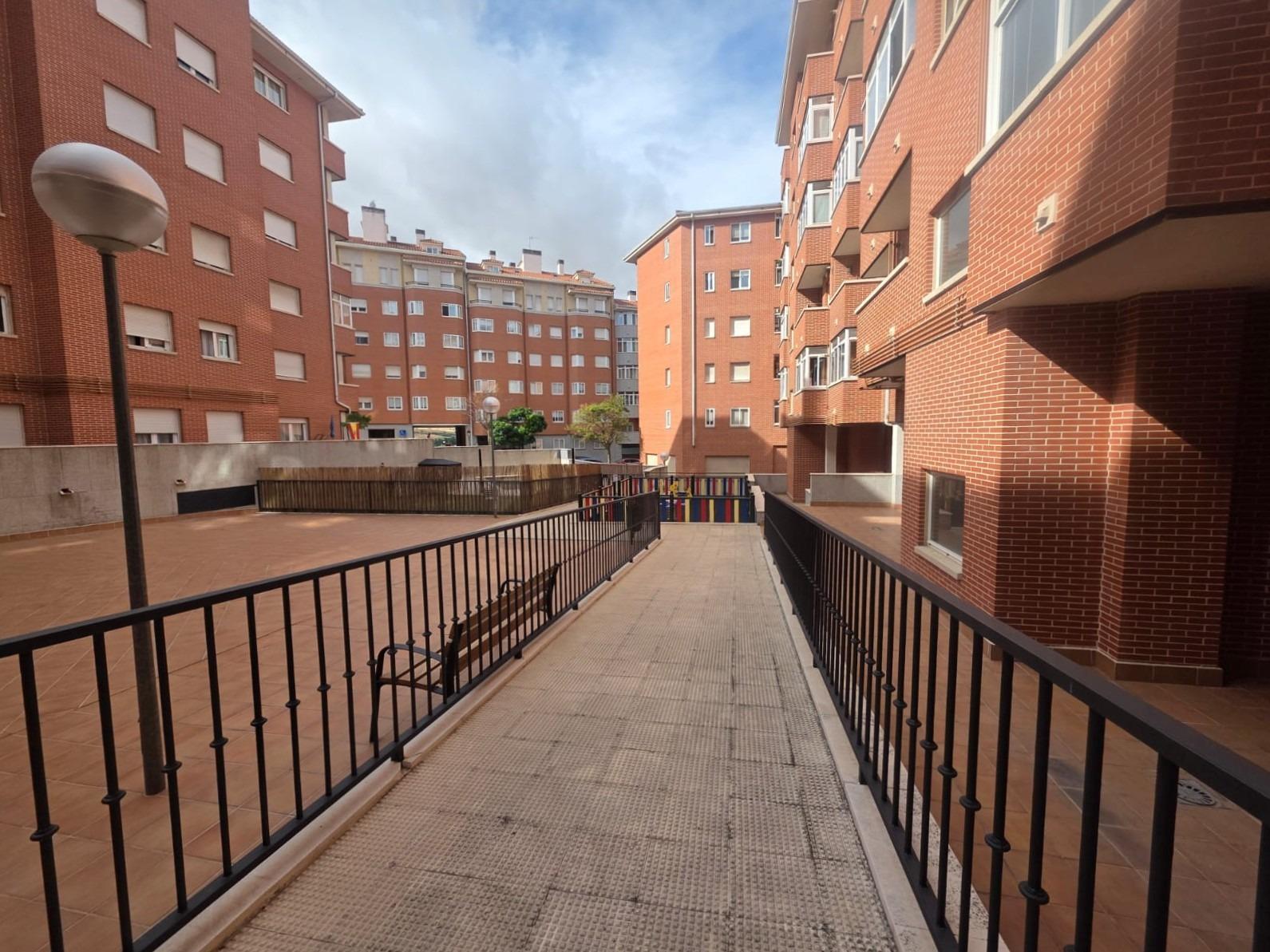 Flat for Rent in Ávila
