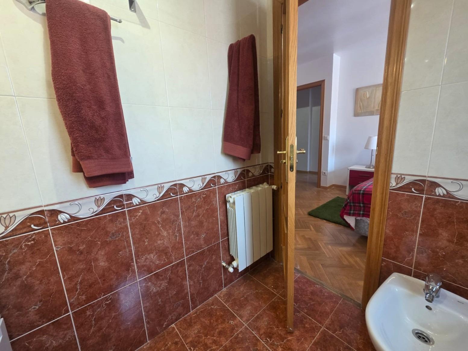 Flat for Rent in Ávila