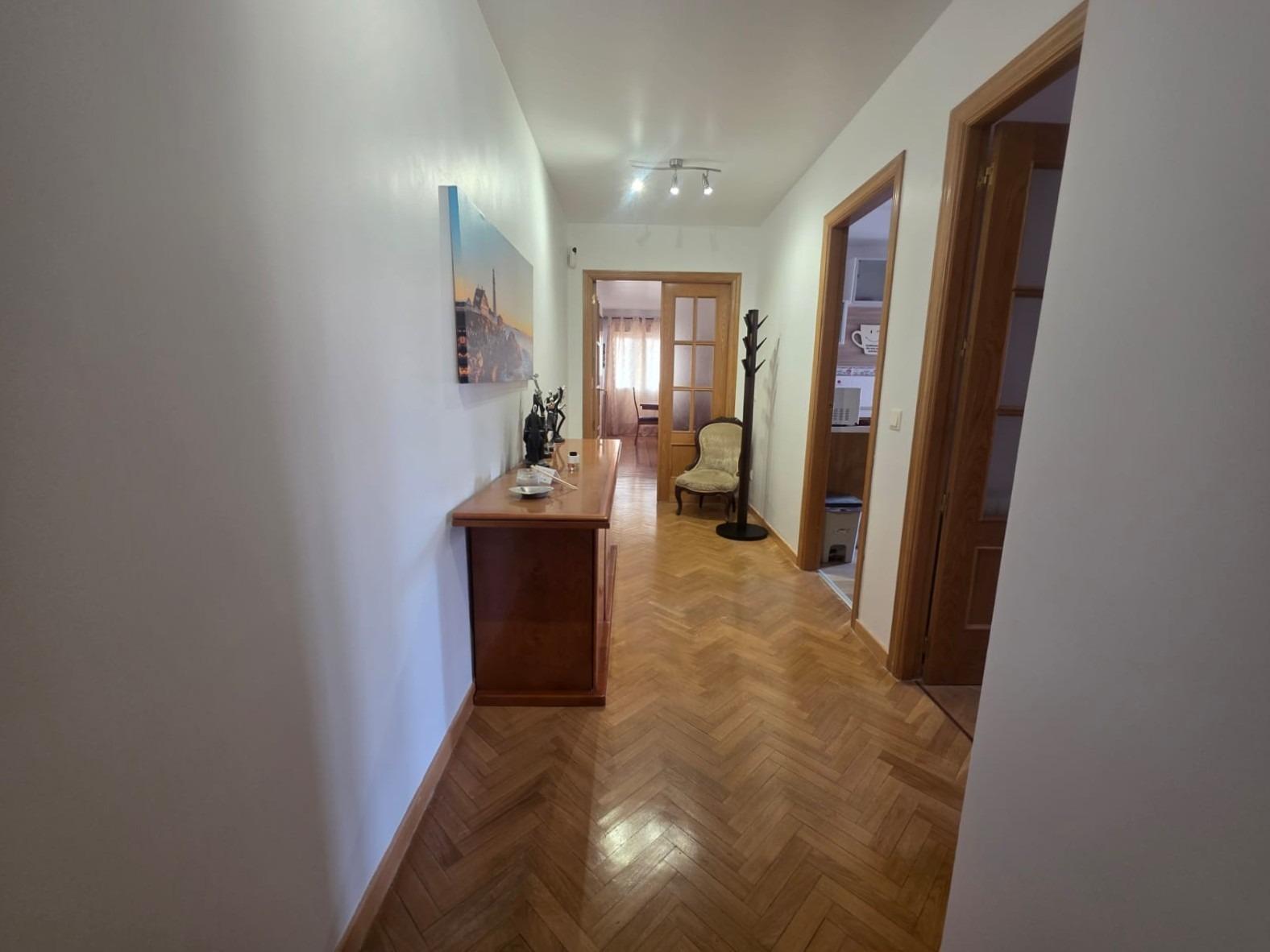 Flat for Rent in Ávila