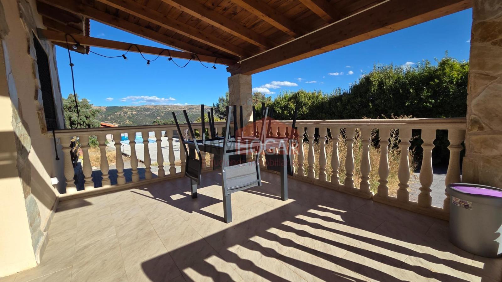 Chalet for Sale in Santa Cruz de Pinares