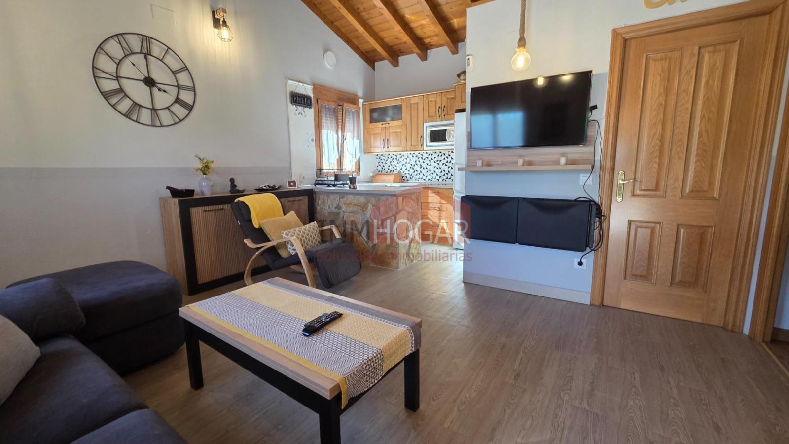 Chalet for Sale in Santa Cruz de Pinares