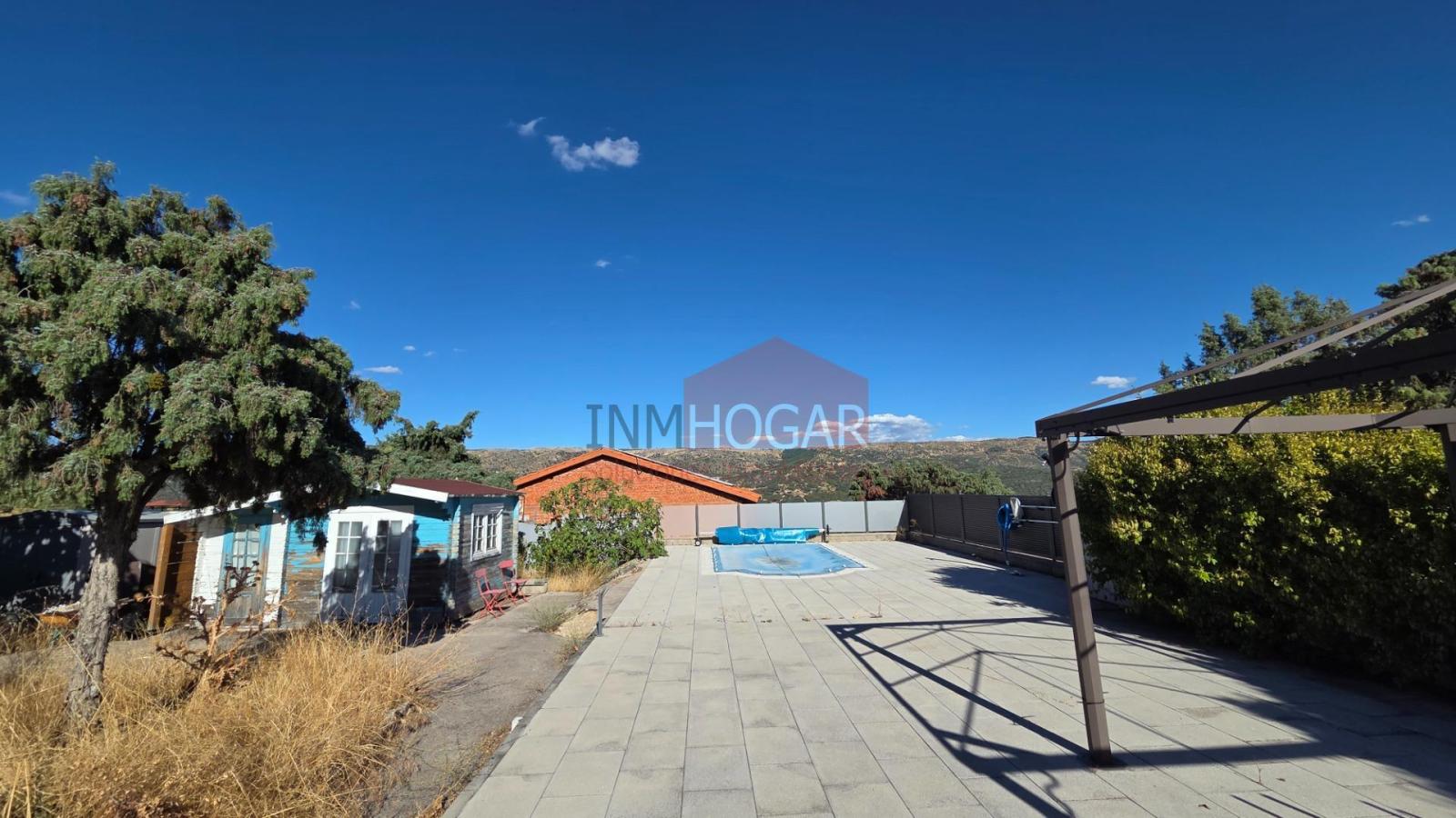 Chalet for Sale in Santa Cruz de Pinares