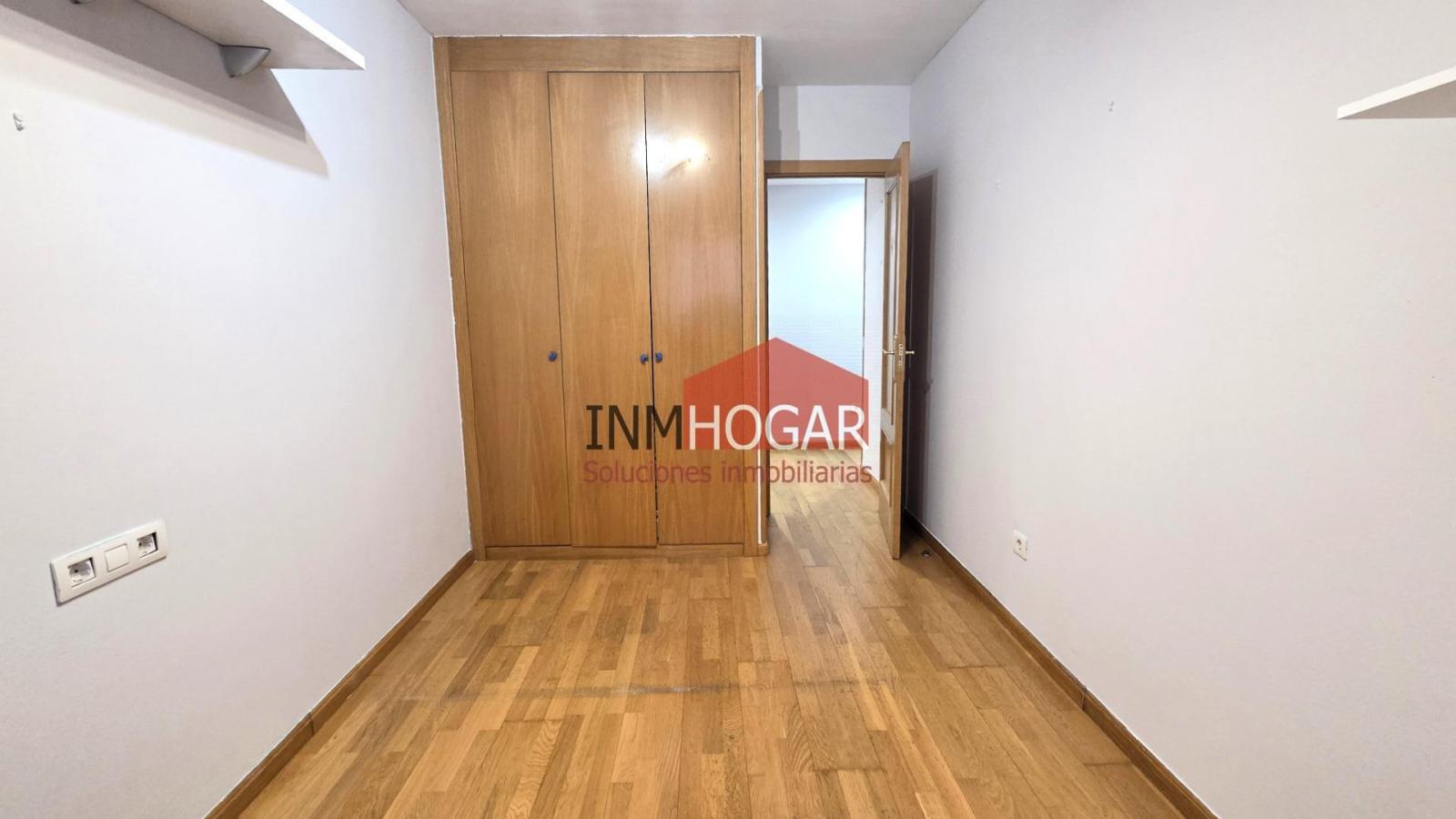 Flat for Sale in Ávila