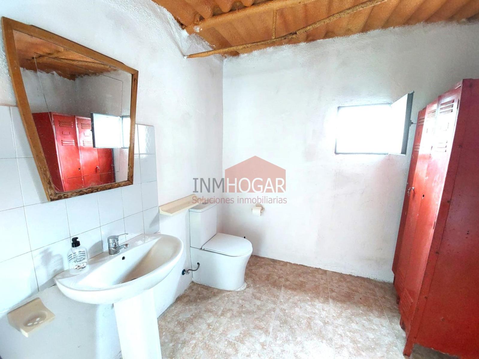 Industrial Unit for Rent in Arévalo