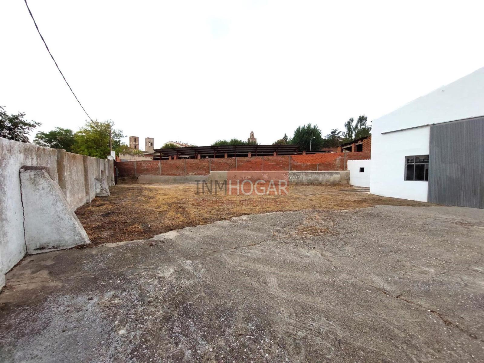 Industrial Unit for Rent in Arévalo
