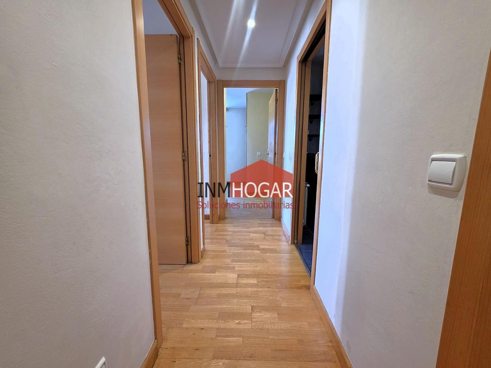 Flat for Sale in Ávila