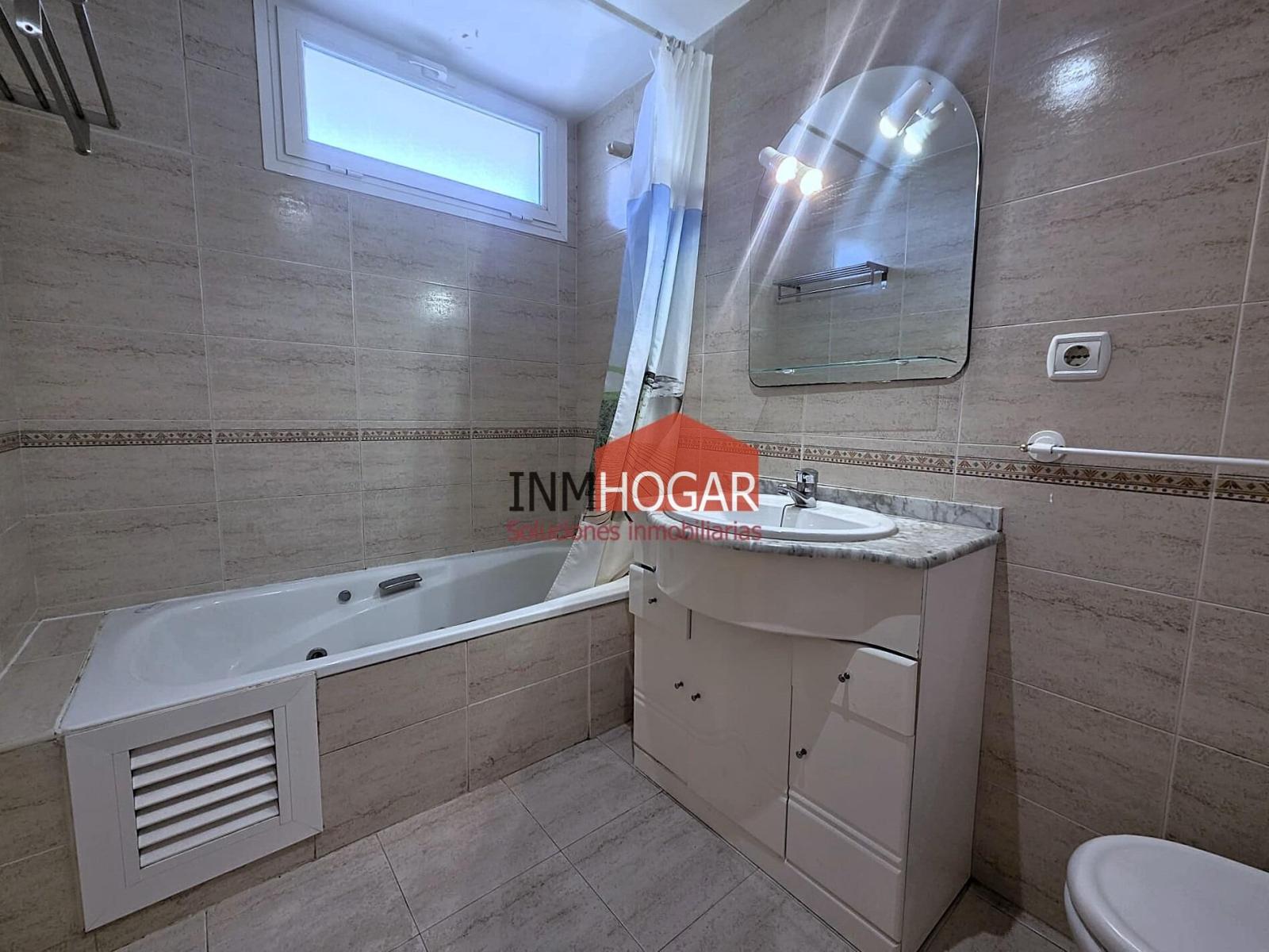 Flat for Sale in Ávila