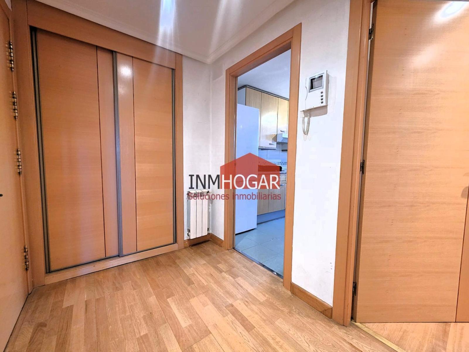 Flat for Sale in Ávila