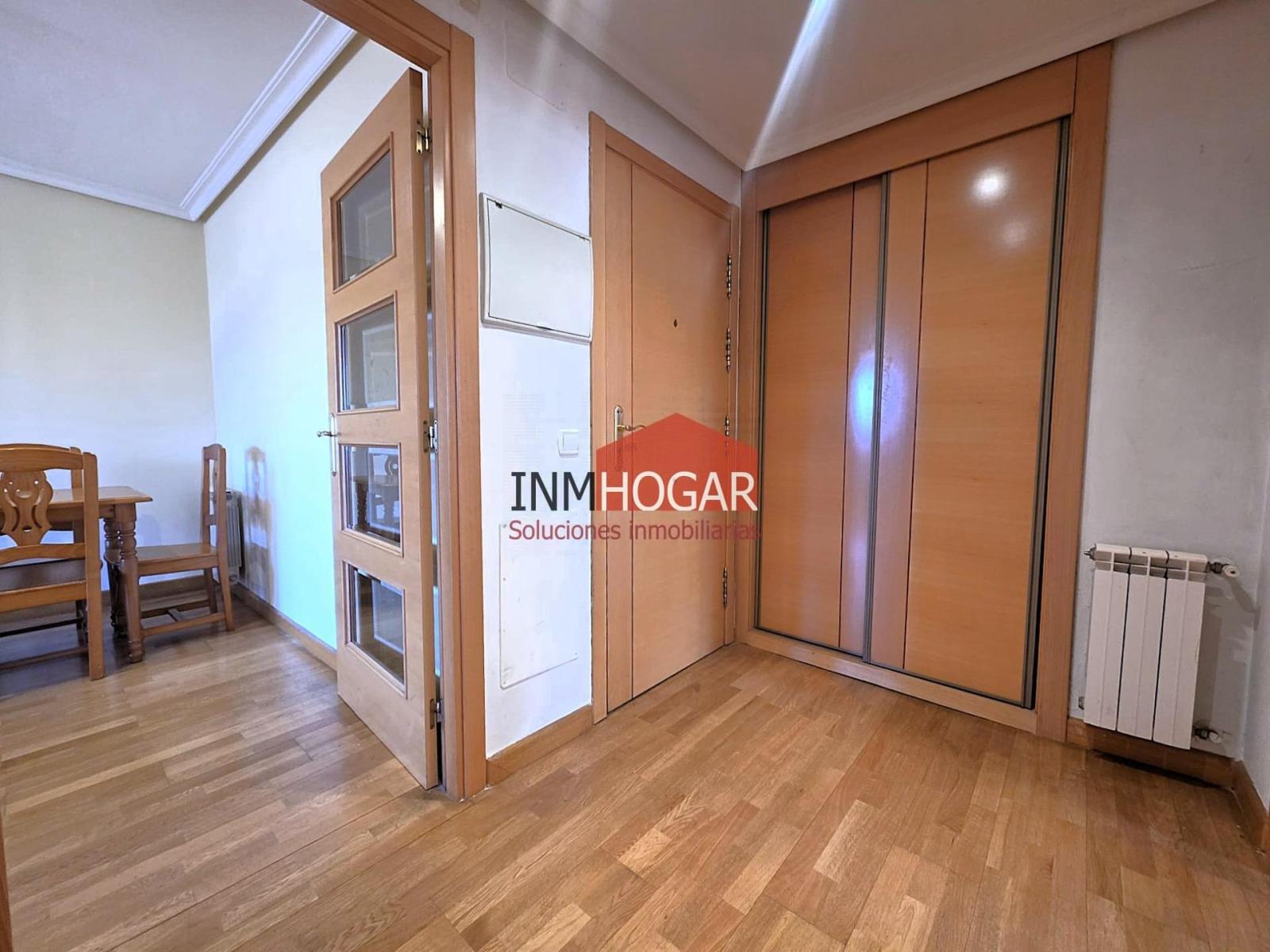Flat for Sale in Ávila