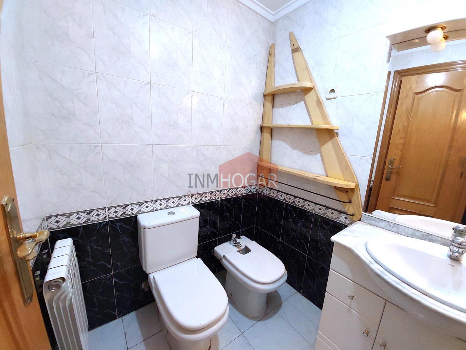 Flat for Sale in Arévalo