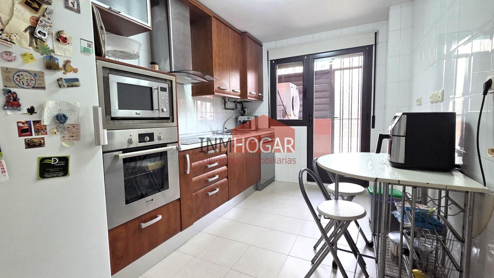 Flat for Sale in Ávila