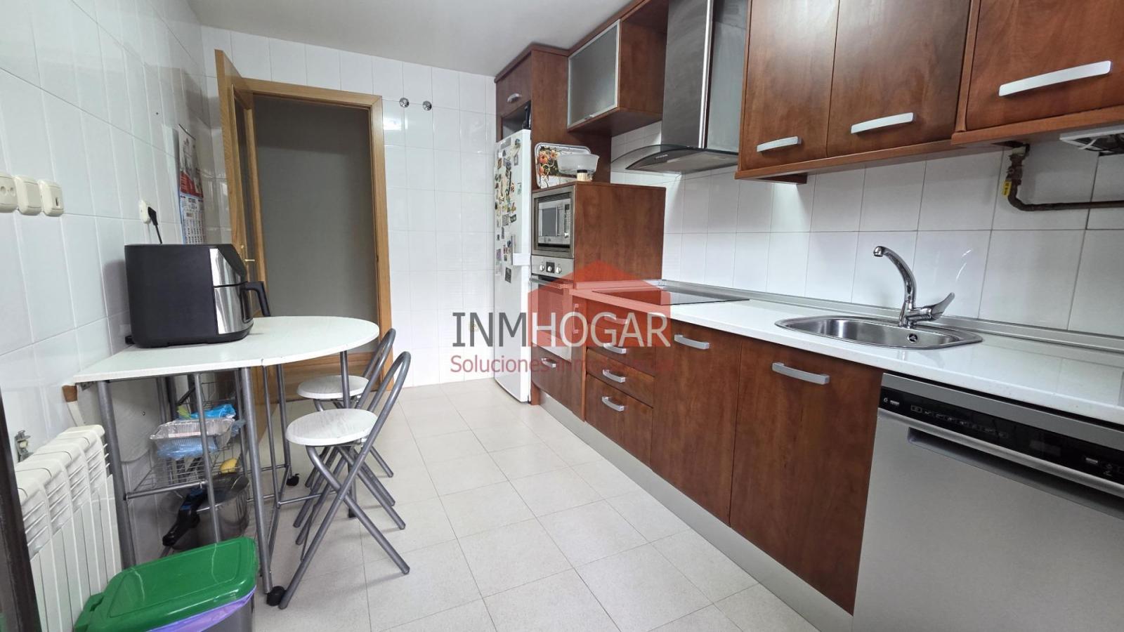 Flat for Sale in Ávila