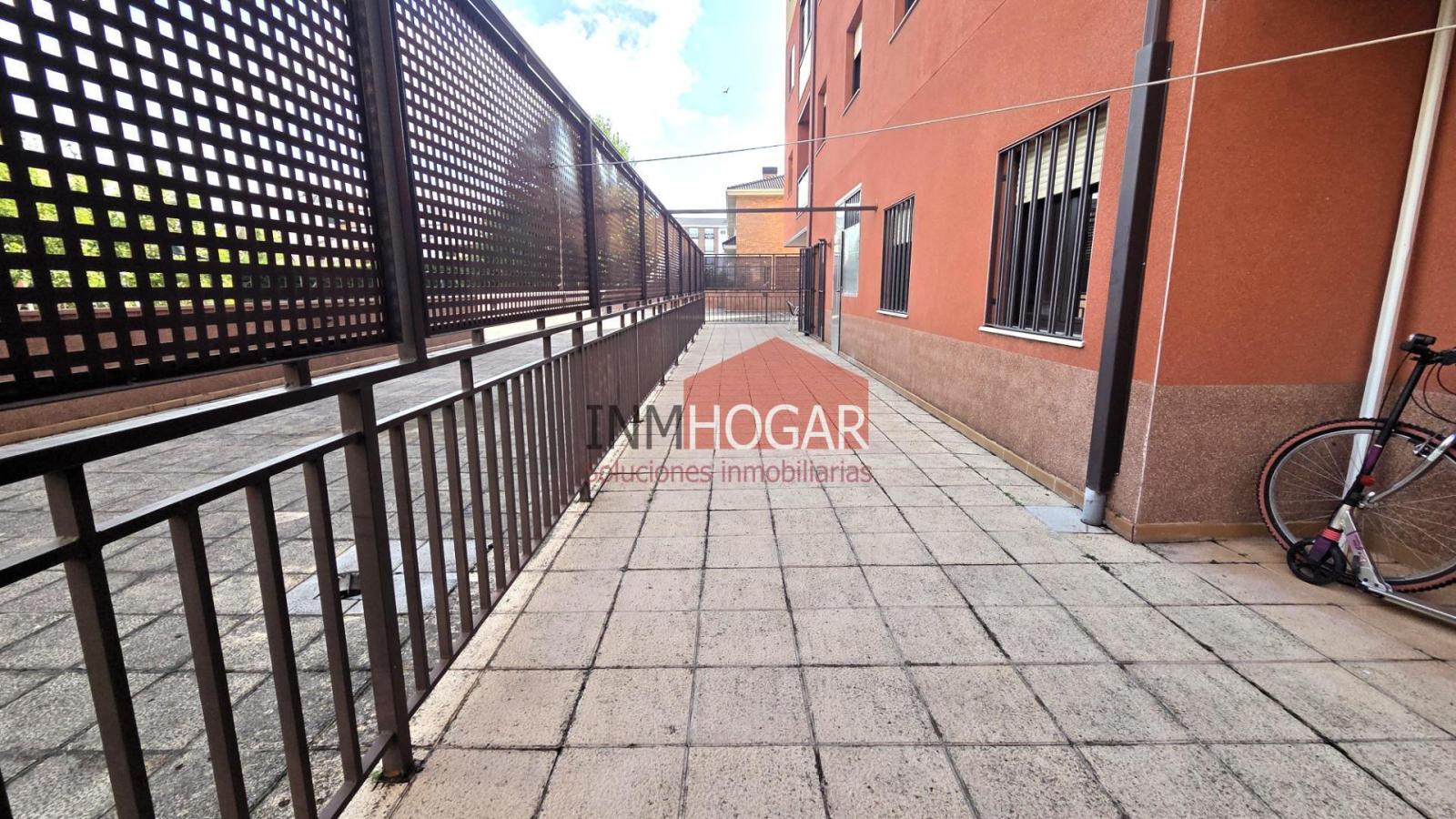Flat for Sale in Ávila