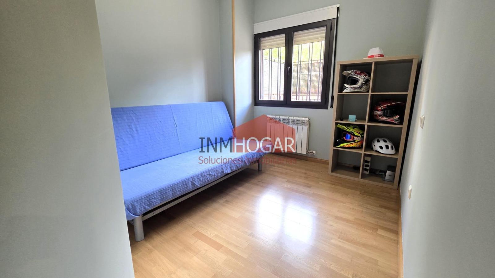 Flat for Sale in Ávila