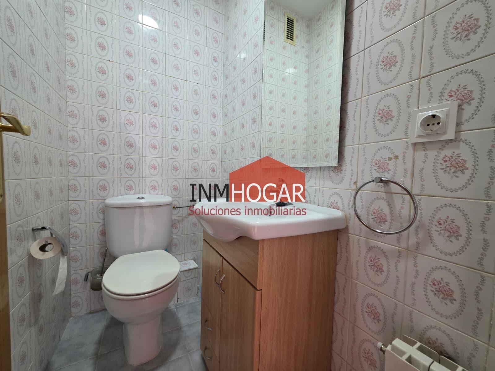Flat for Sale in Ávila