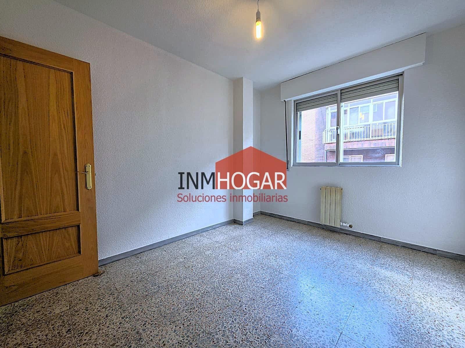Flat for Sale in Ávila