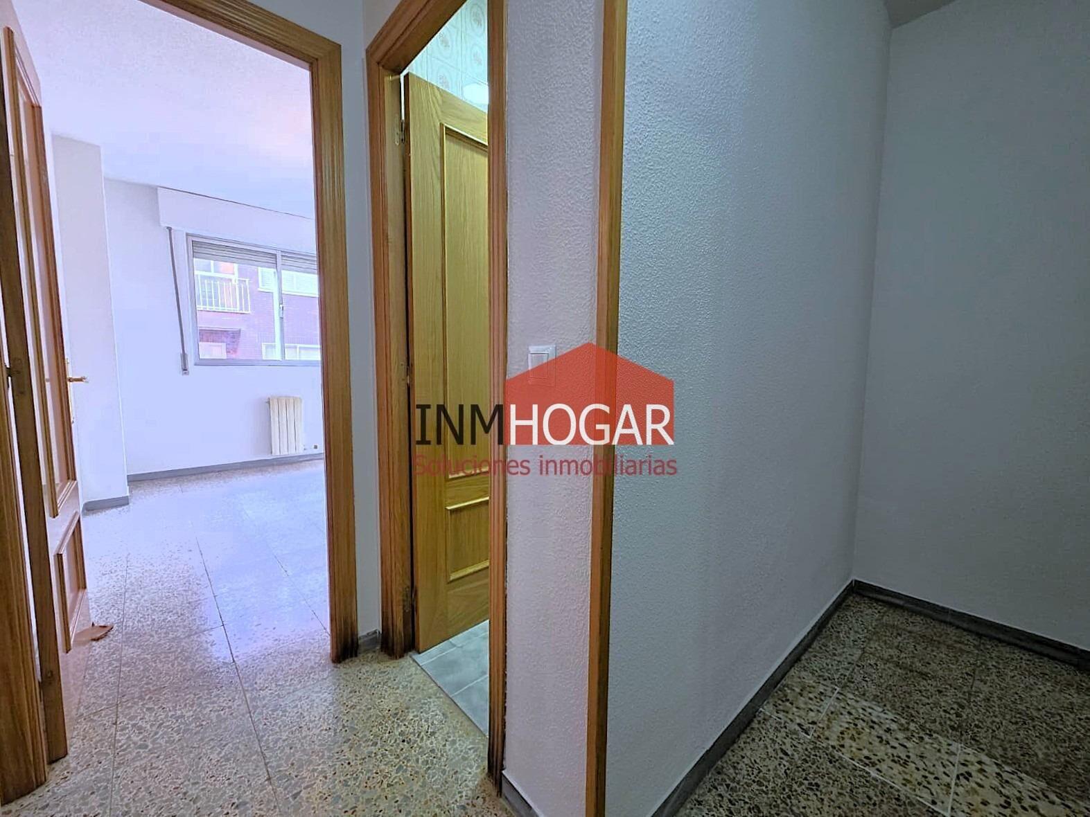 Flat for Sale in Ávila