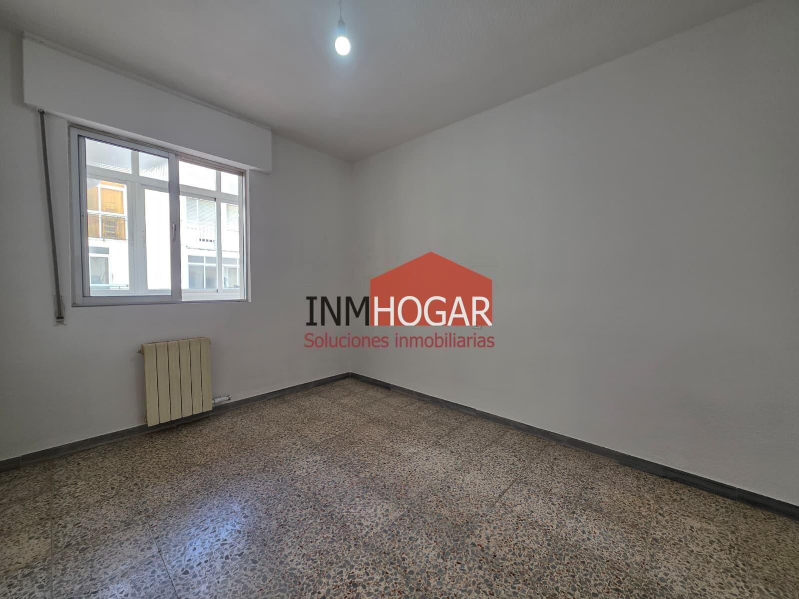 Flat for Sale in Ávila