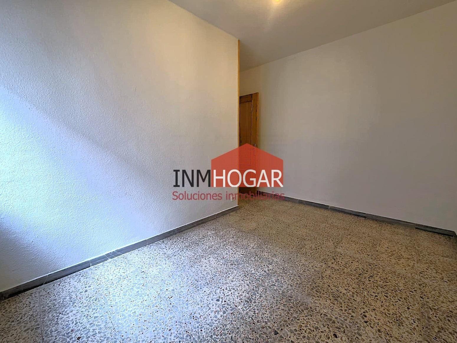 Flat for Sale in Ávila