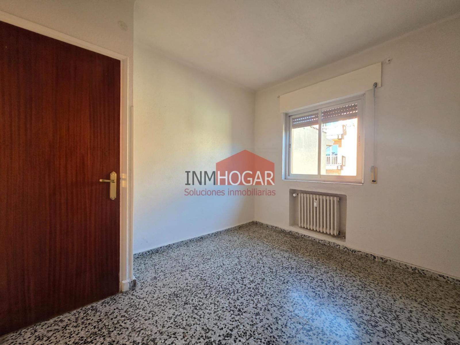 Flat for Sale in Ávila
