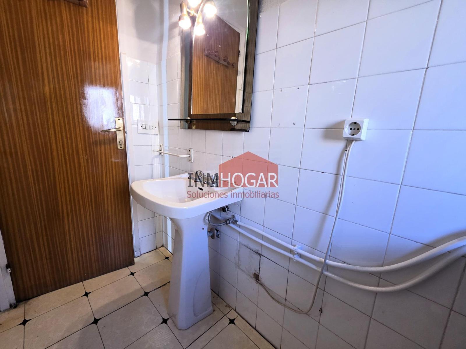 Flat for Sale in Ávila