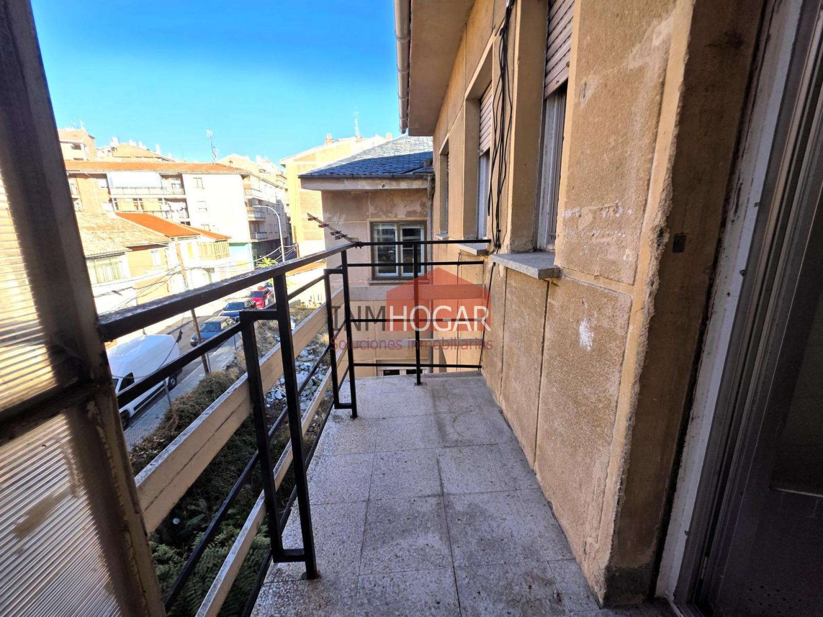Flat for Sale in Ávila