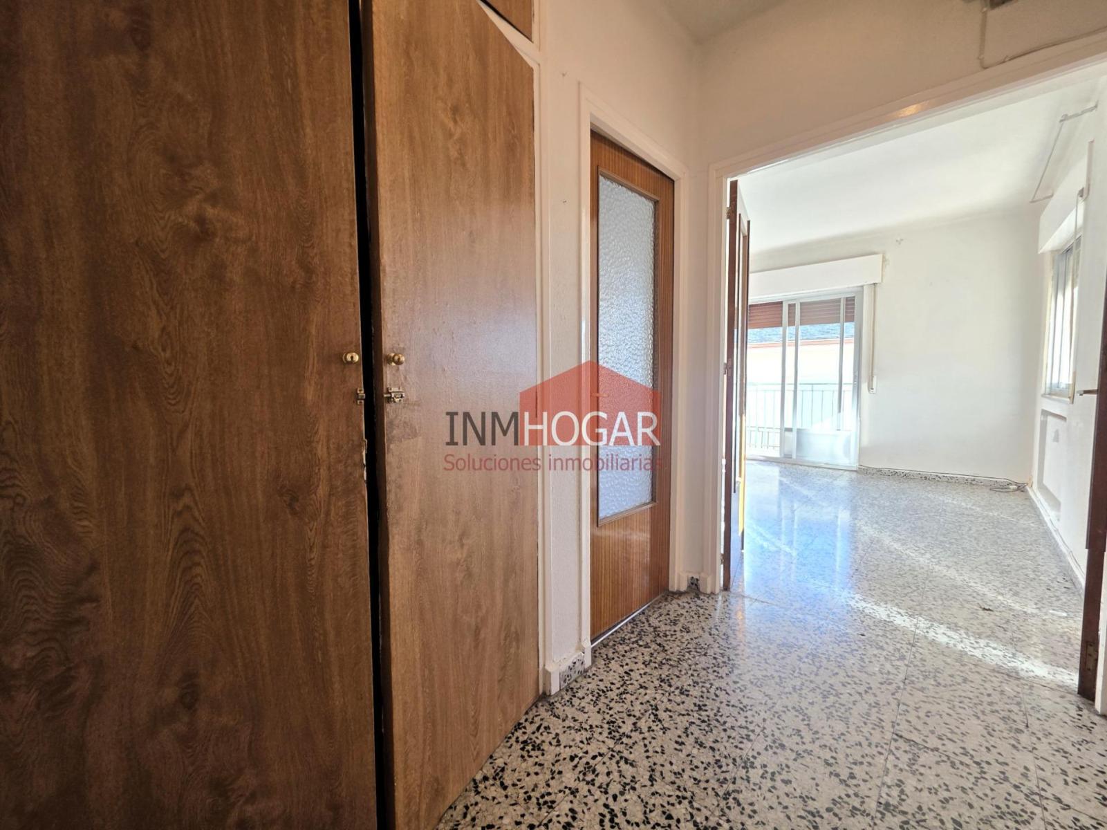 Flat for Sale in Ávila