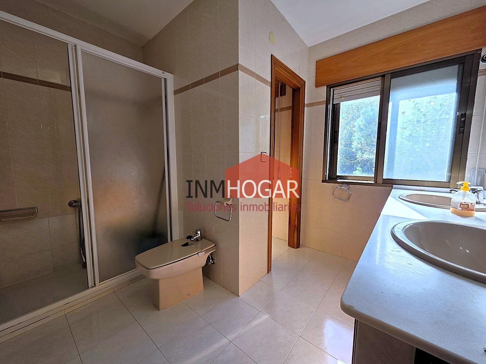 Chalet for Sale in Ávila