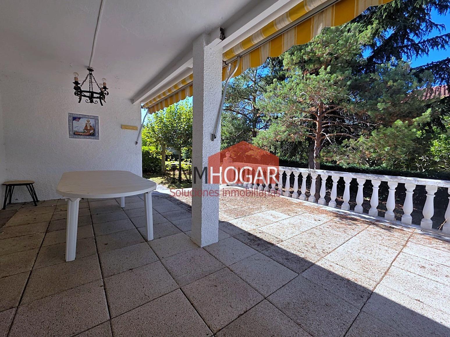 Chalet for Sale in Ávila