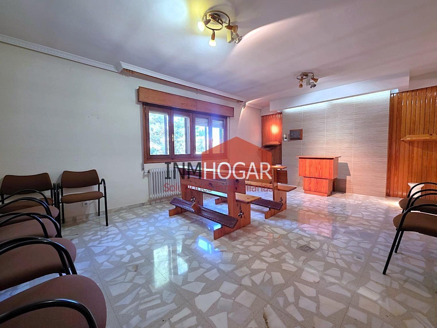 Chalet for Sale in Ávila