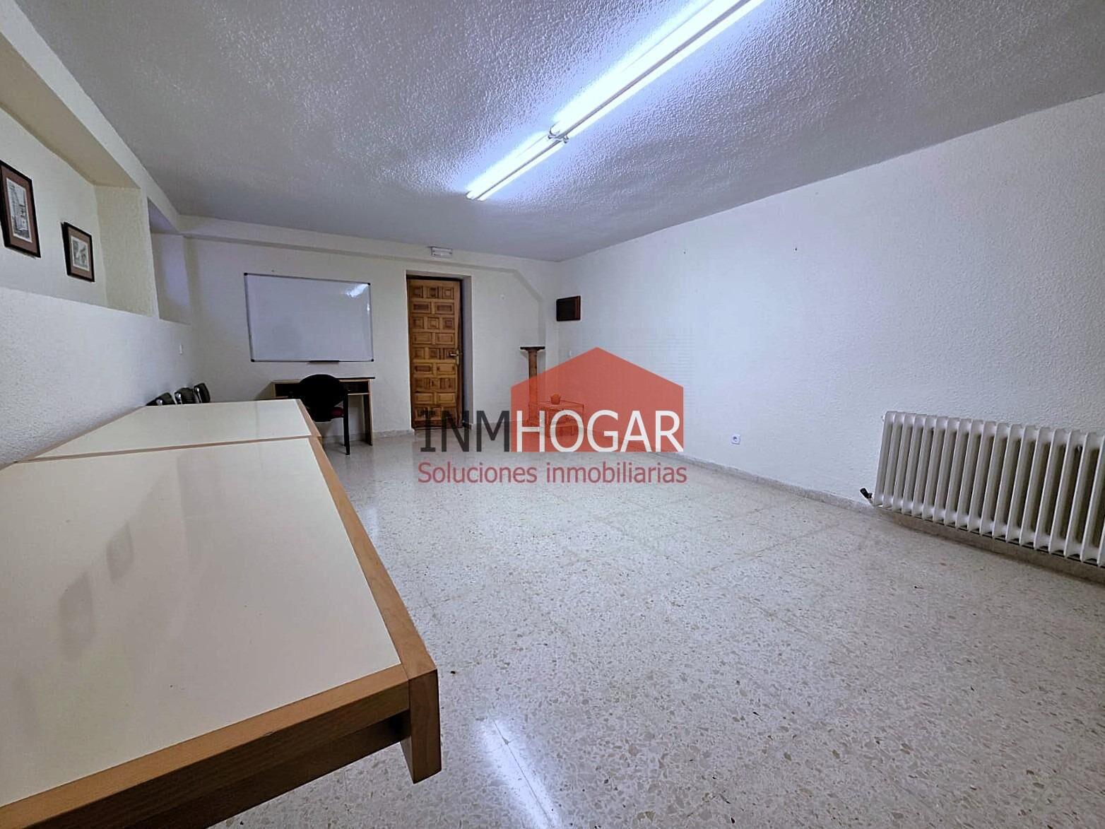 Chalet for Sale in Ávila
