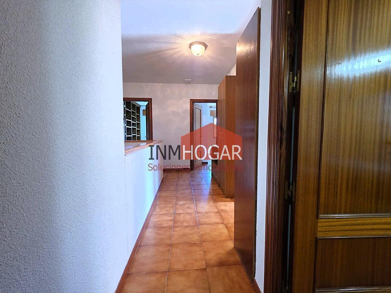 Chalet for Sale in Ávila