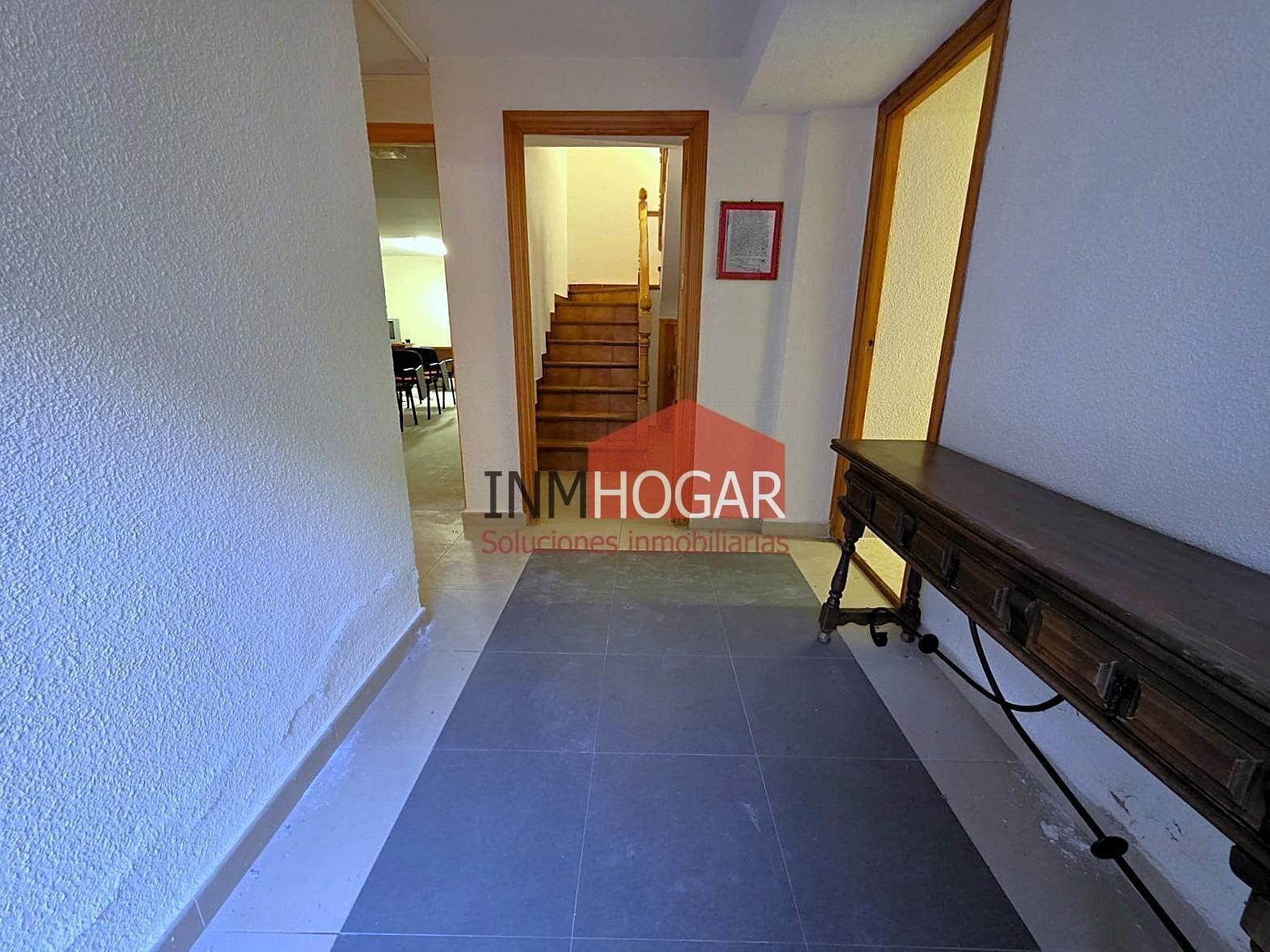 Chalet for Sale in Ávila