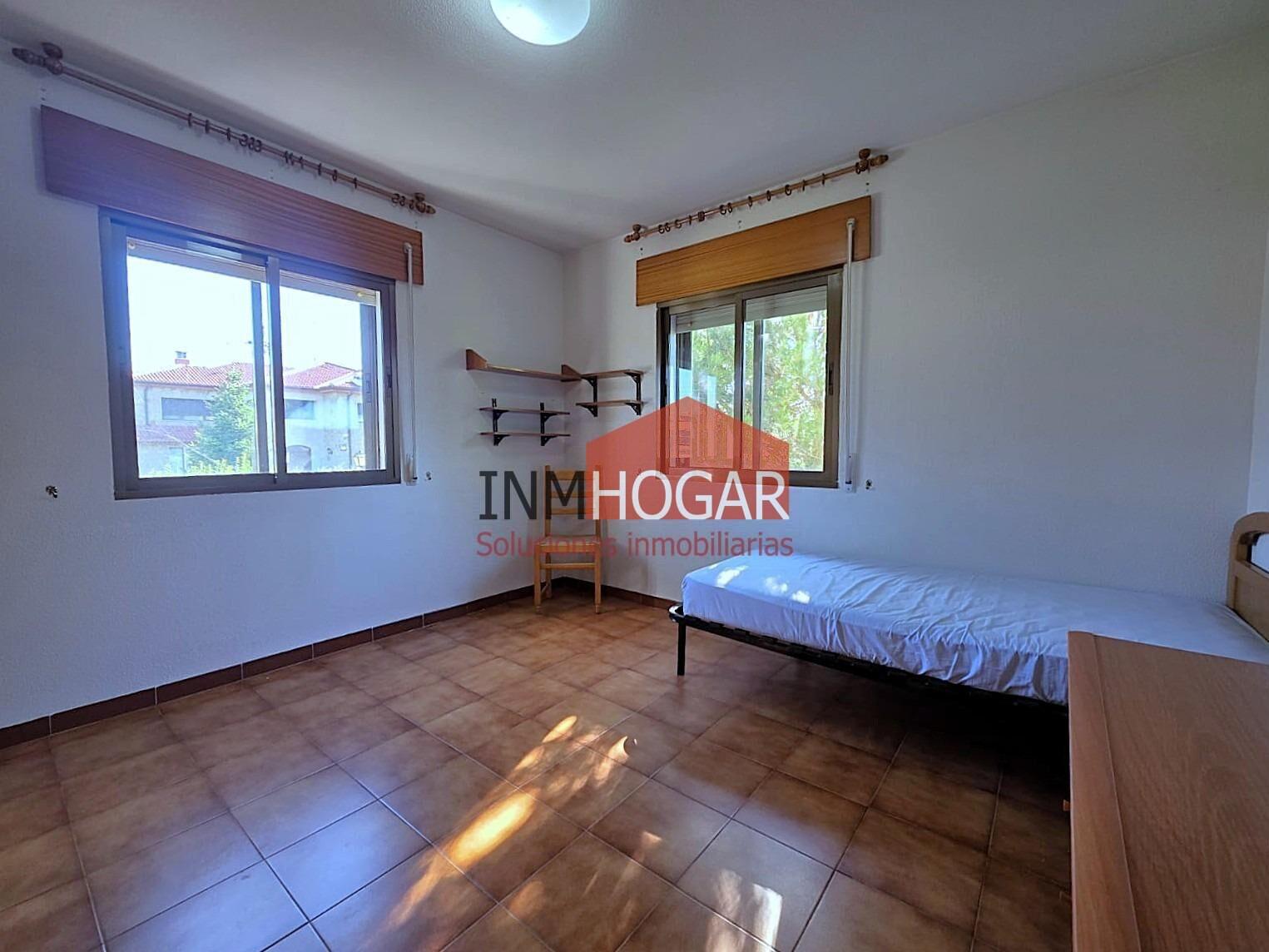 Chalet for Sale in Ávila