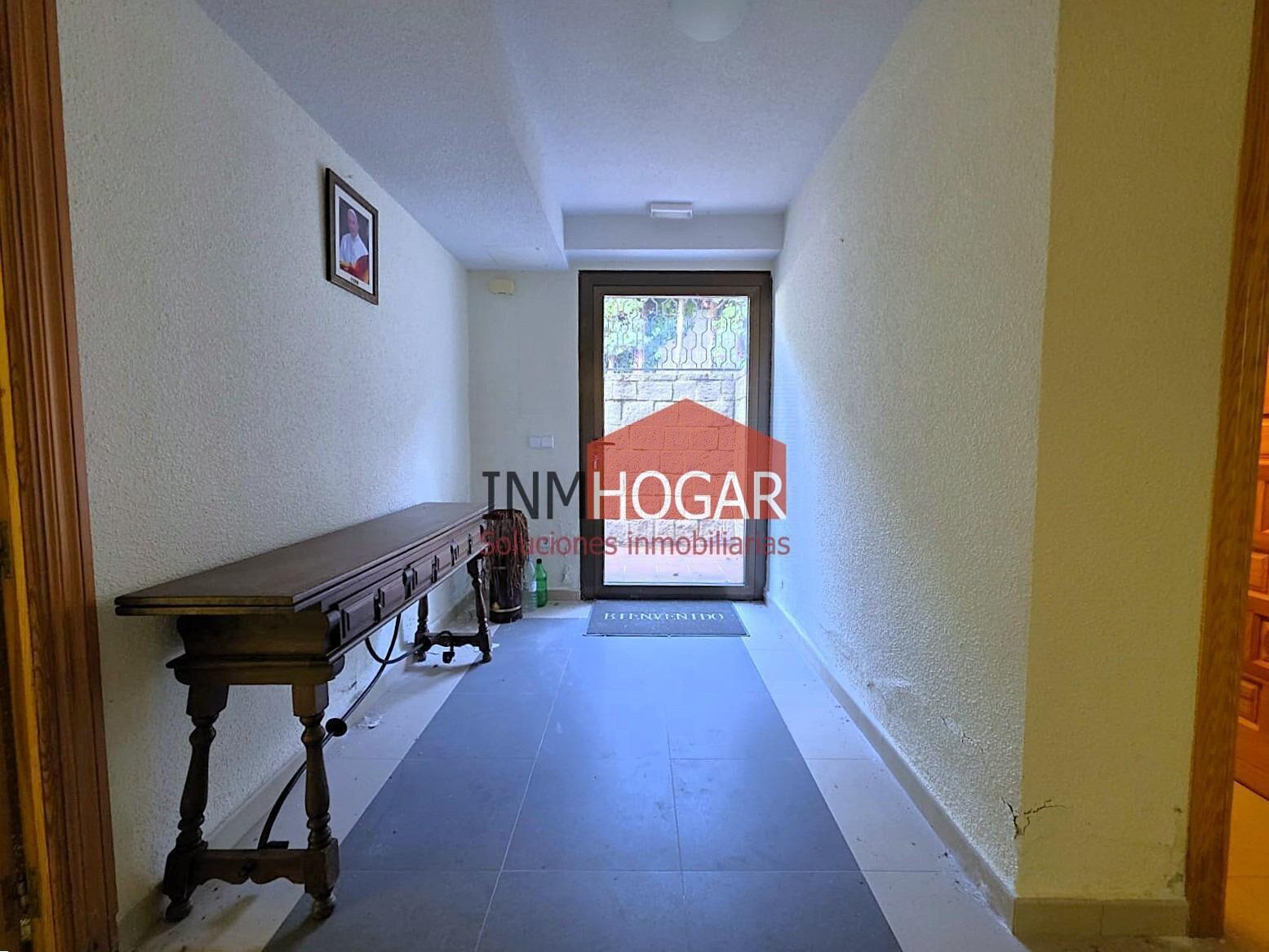 Chalet for Sale in Ávila