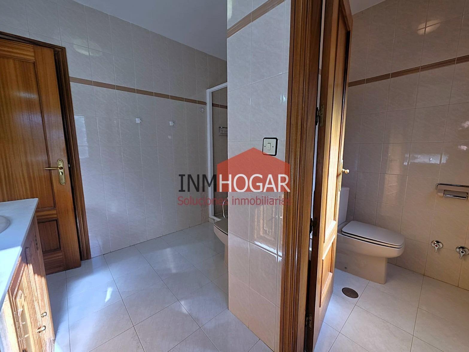 Chalet for Sale in Ávila