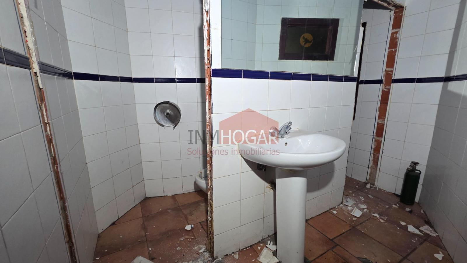 Premise for Sale in Ávila
