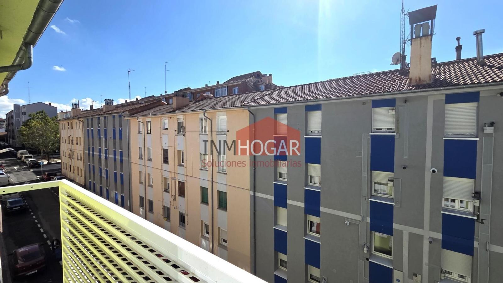 Flat for Sale in Ávila