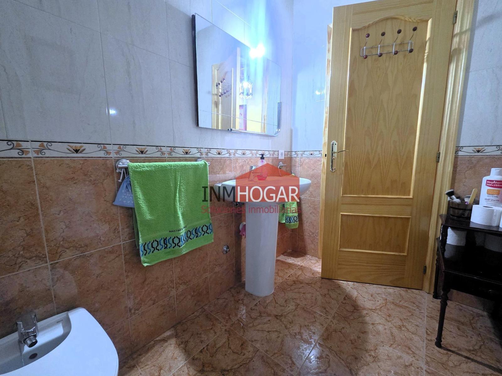 Chalet for Sale in Guisando