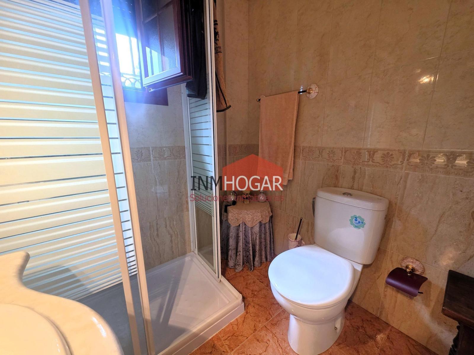 Chalet for Sale in Guisando