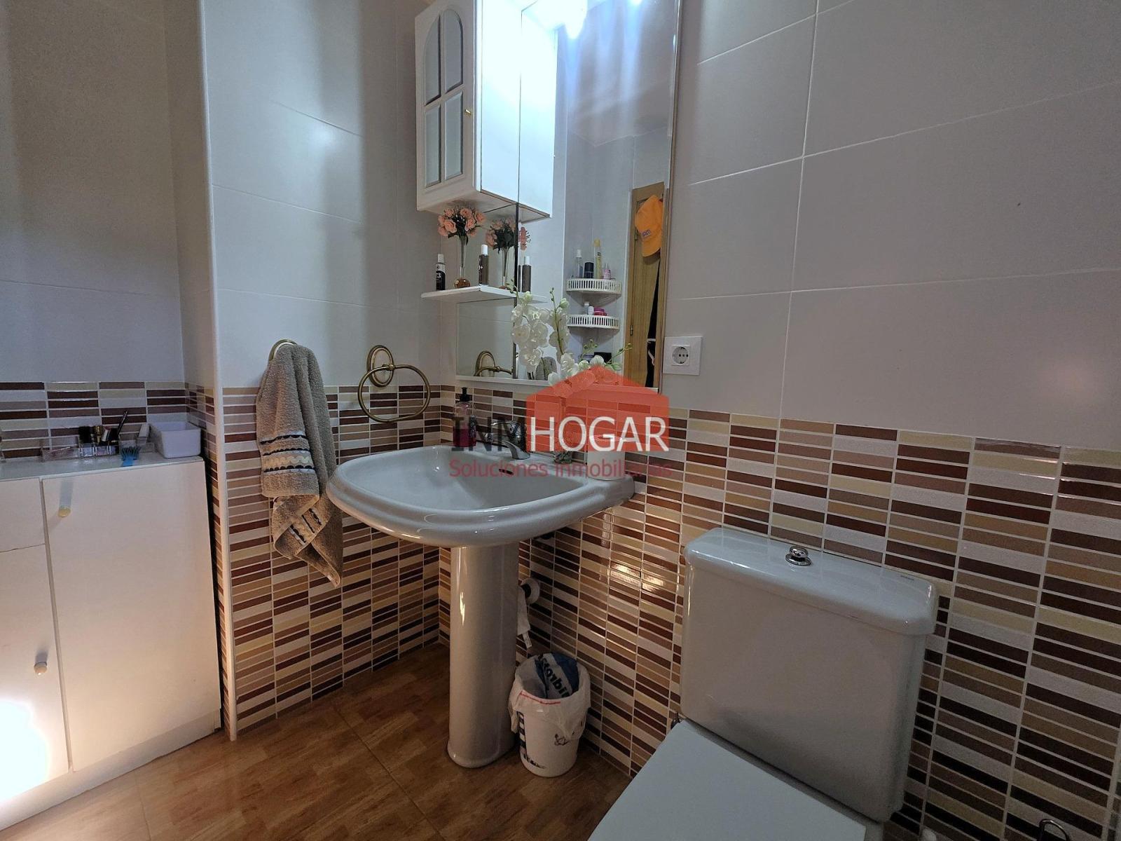 Chalet for Sale in Guisando
