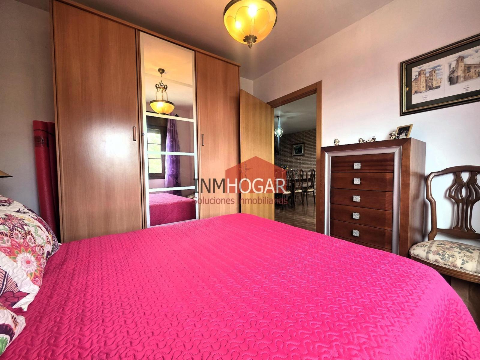 Chalet for Sale in Guisando